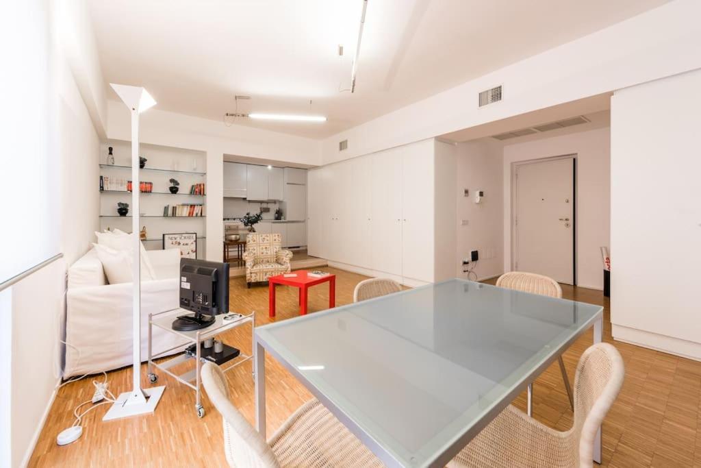 New Cosy Apartment Near To Petruzzelli Theatre Bari Exteriér fotografie